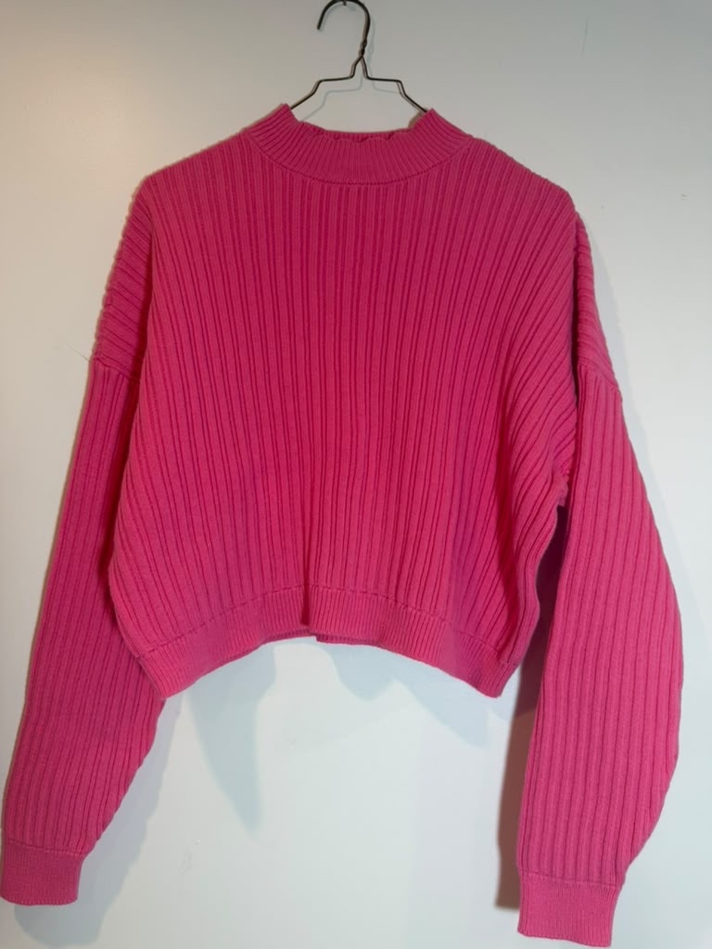 Hollister Hot Pink Cropped Mock Neck Ribbed Sweater L